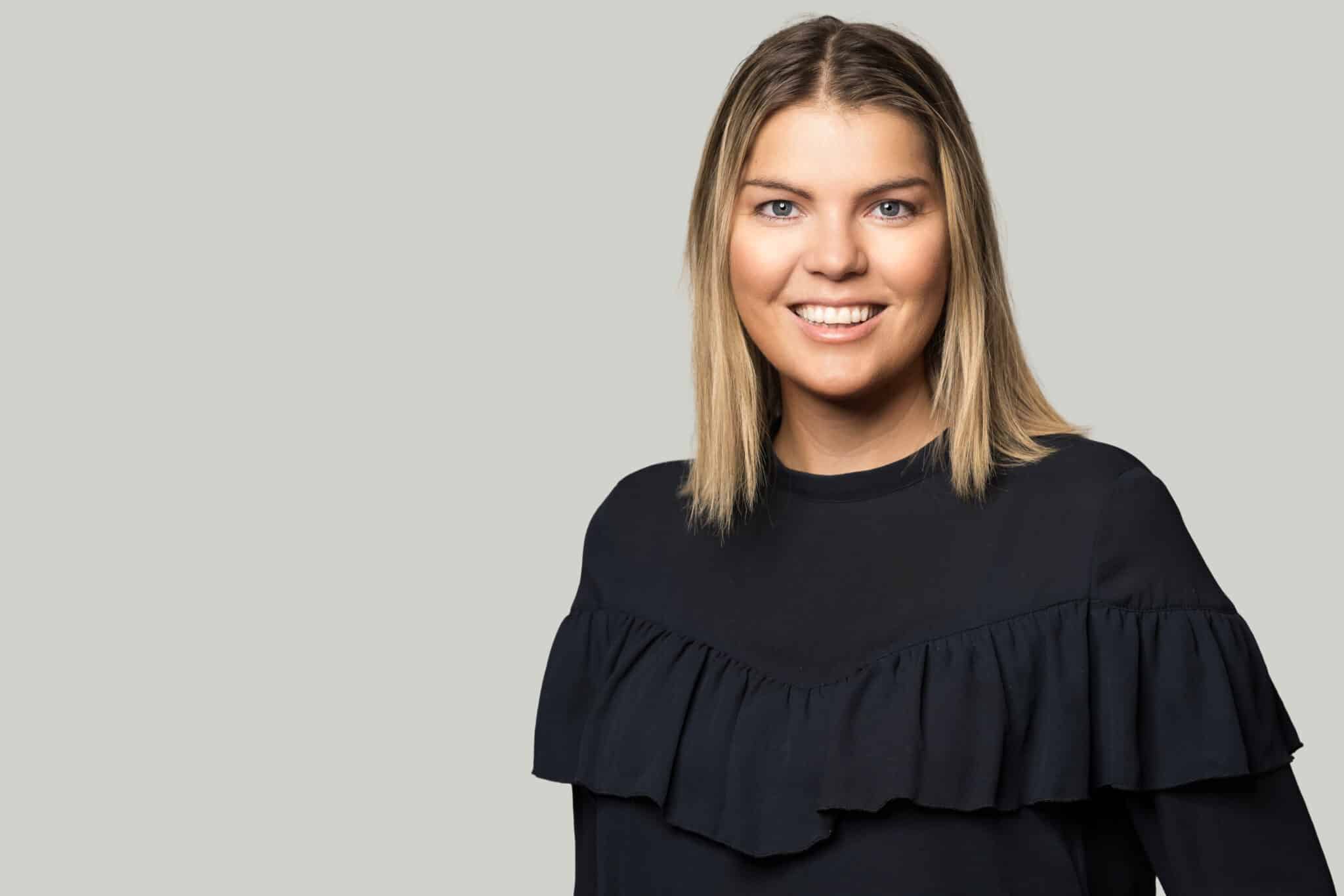 Camilla S. Bull, CCO och jurist